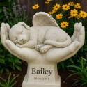 Statue chien ange au creux des mains personnalisée – Statuette en résine résistante aux intempéries pour jardin avec nom et dates