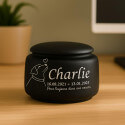 Urne funéraire pour chien personnalisée en céramique – Urne pour chien avec nom, dates, illustration minimaliste & message