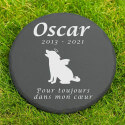 Pierre commémorative chien ronde personnalisée – Plaque souvenir en ardoise chien ange avec nom, dates & message